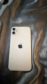 Apple iPhone 11 64GB Black - Image 3