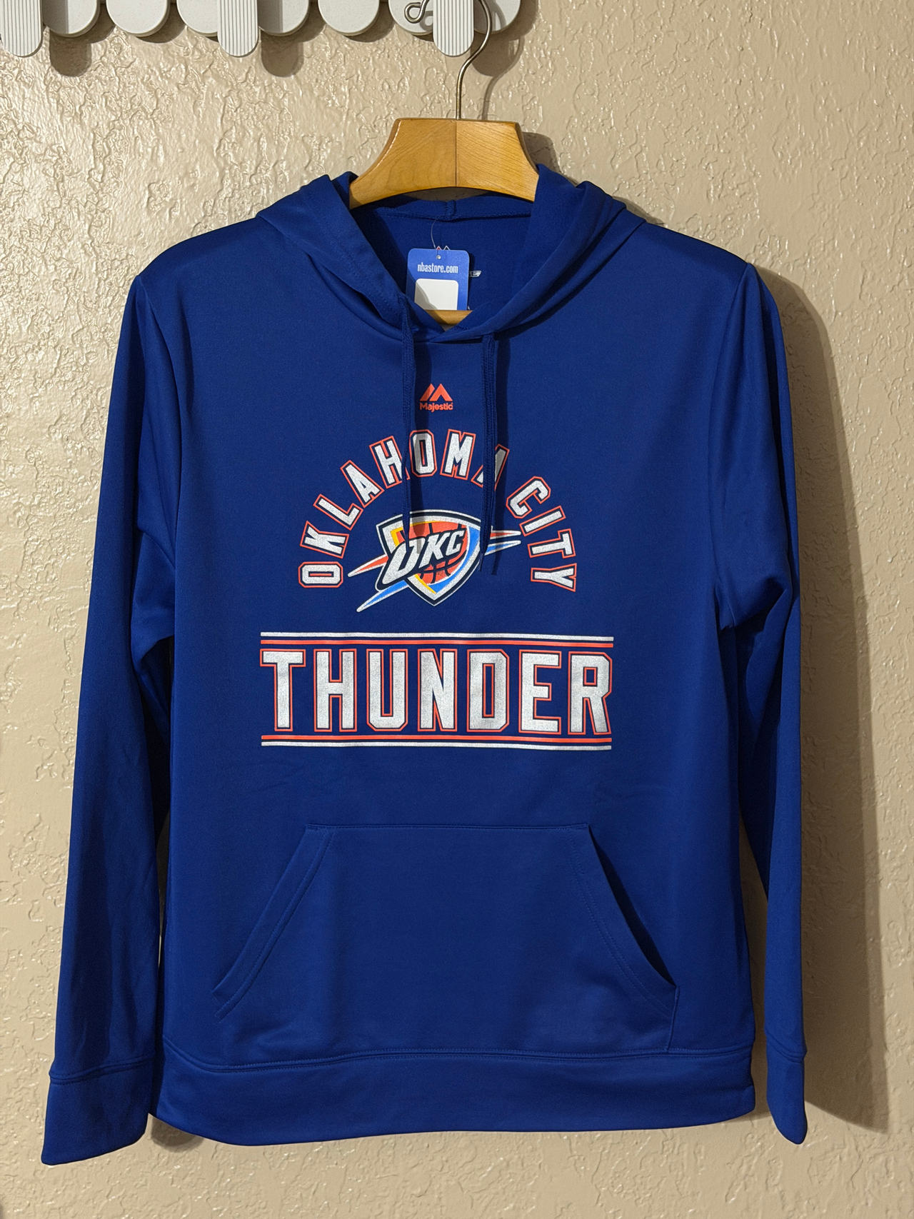 Majestic Oklahoma City Thunder Performance Hoodie