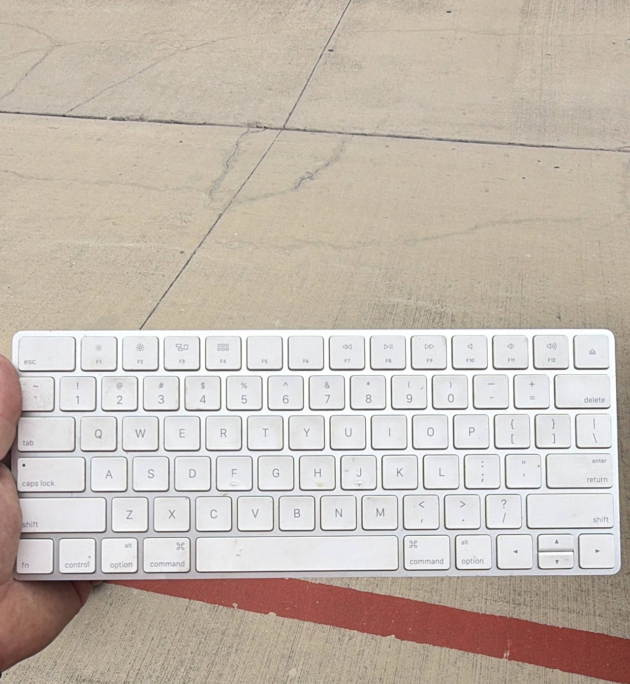 Apple Wireless Keyboard A1314