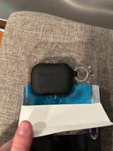 Speck Presidio Pro Dual-Layer Case for AirPods Pro - Image 4