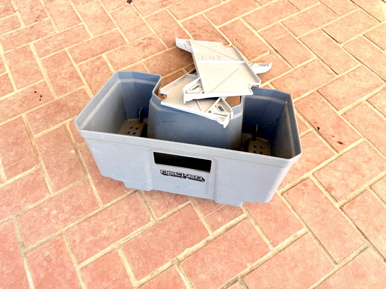 DECKED D-Box Storage Box