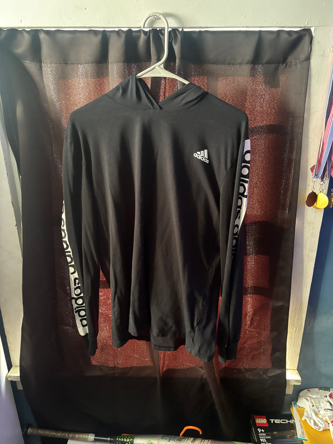 adidas Men's Essentials Linear Logo Long Sleeve Hoodie