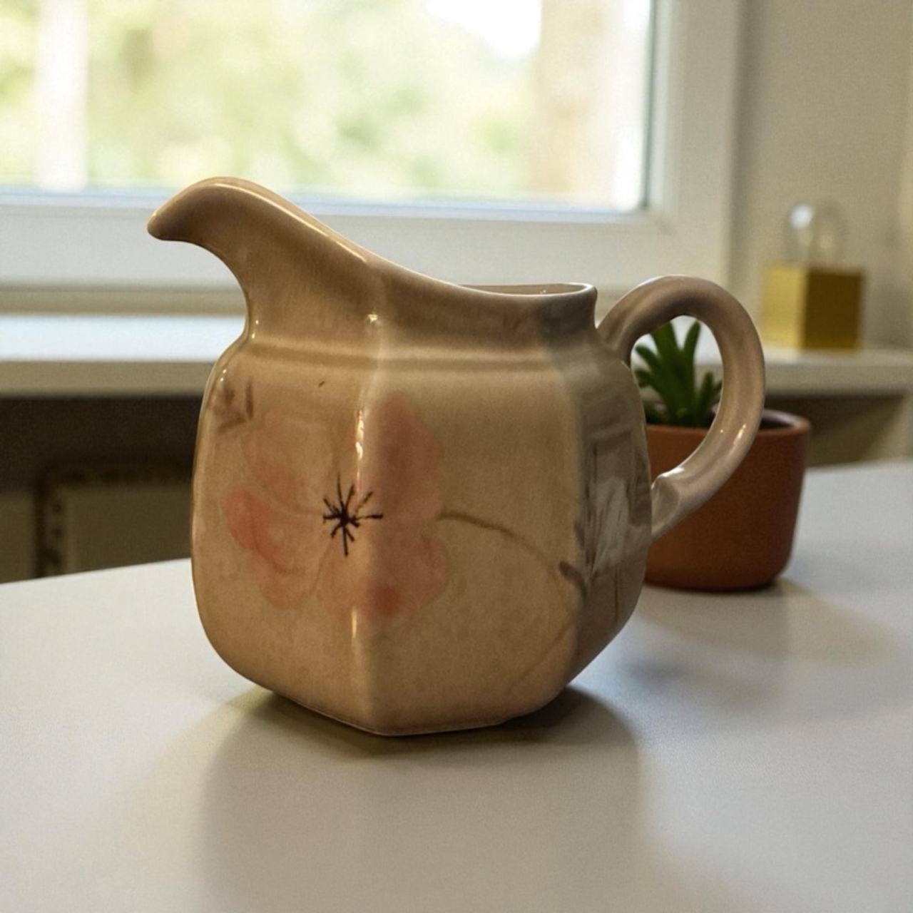 Mikasa Impulse Ceramic Pitcher