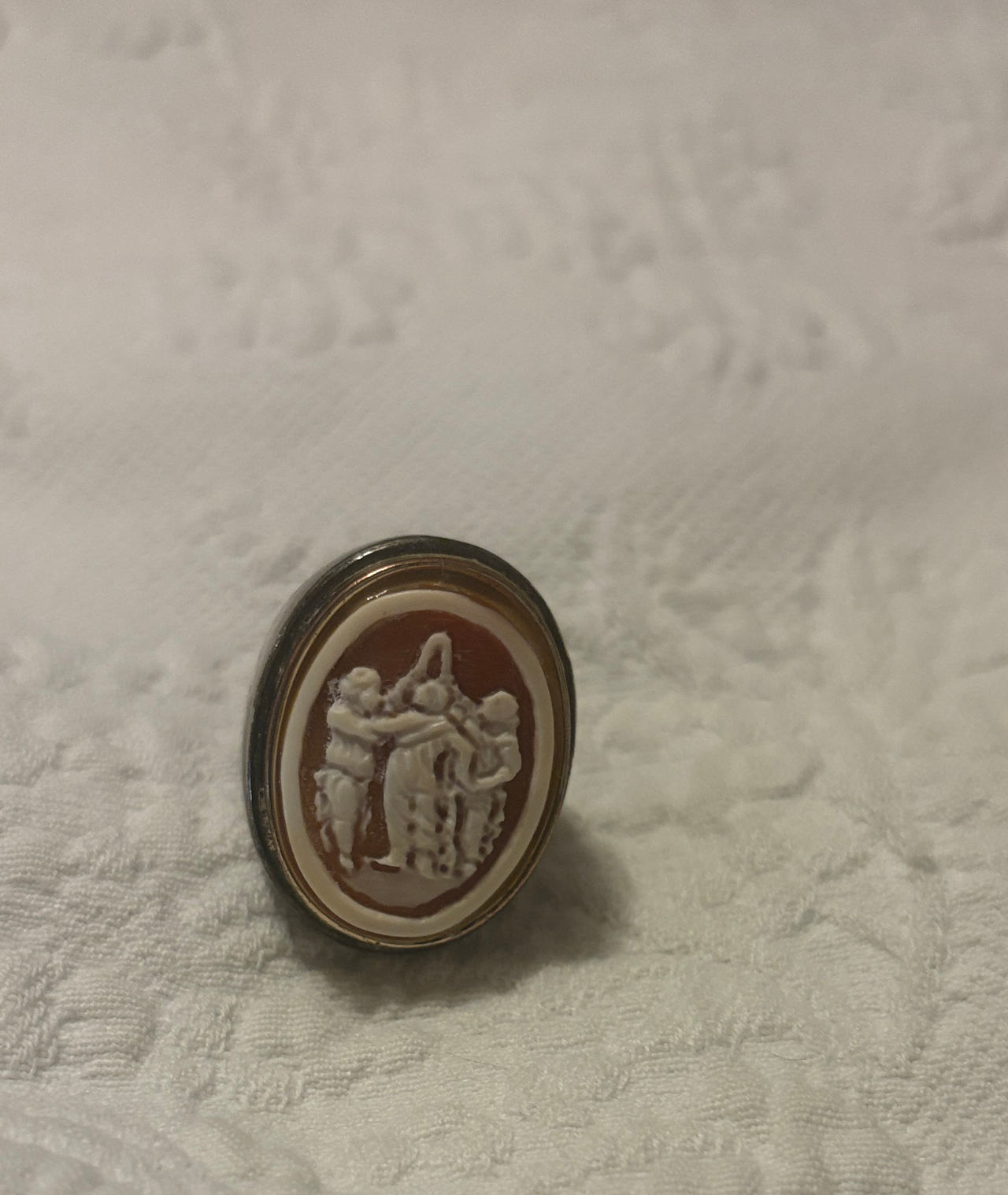 Vintage Classical Scene Cameo Ring