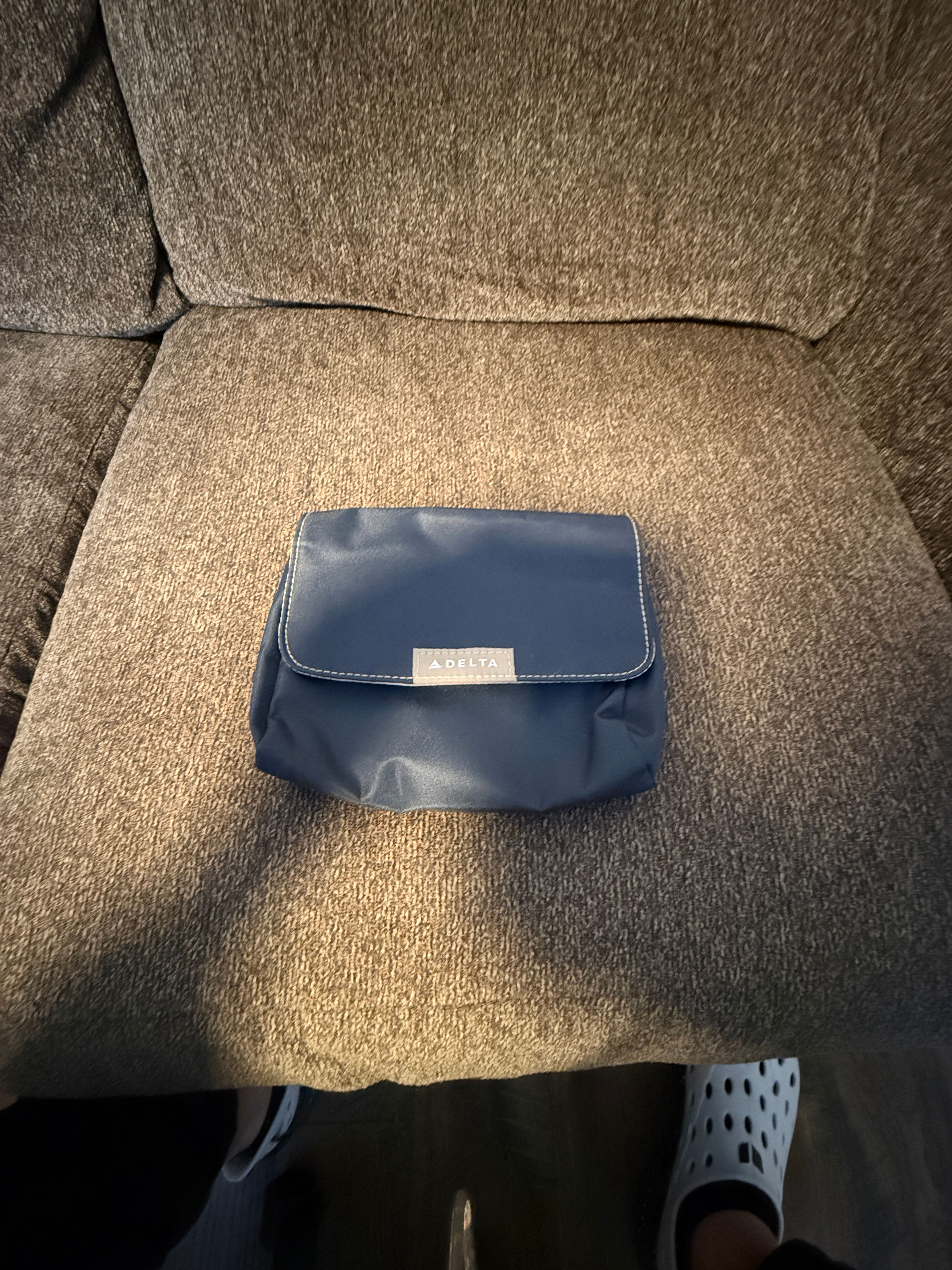 Delta Air Lines Main Cabin Amenity Kit Pouch