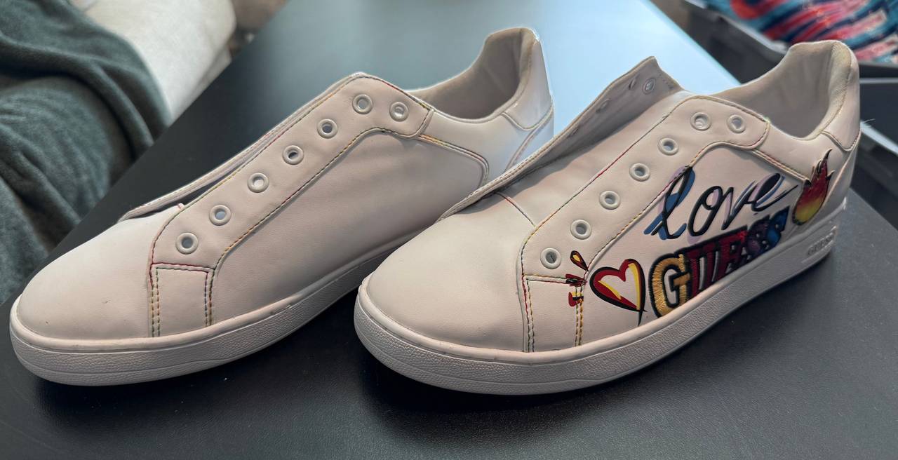 Guess Love Sneakers Size 11