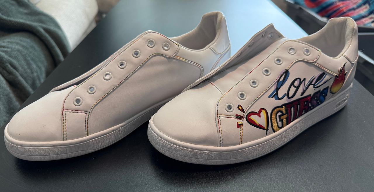 Guess Love Sneakers Size 11