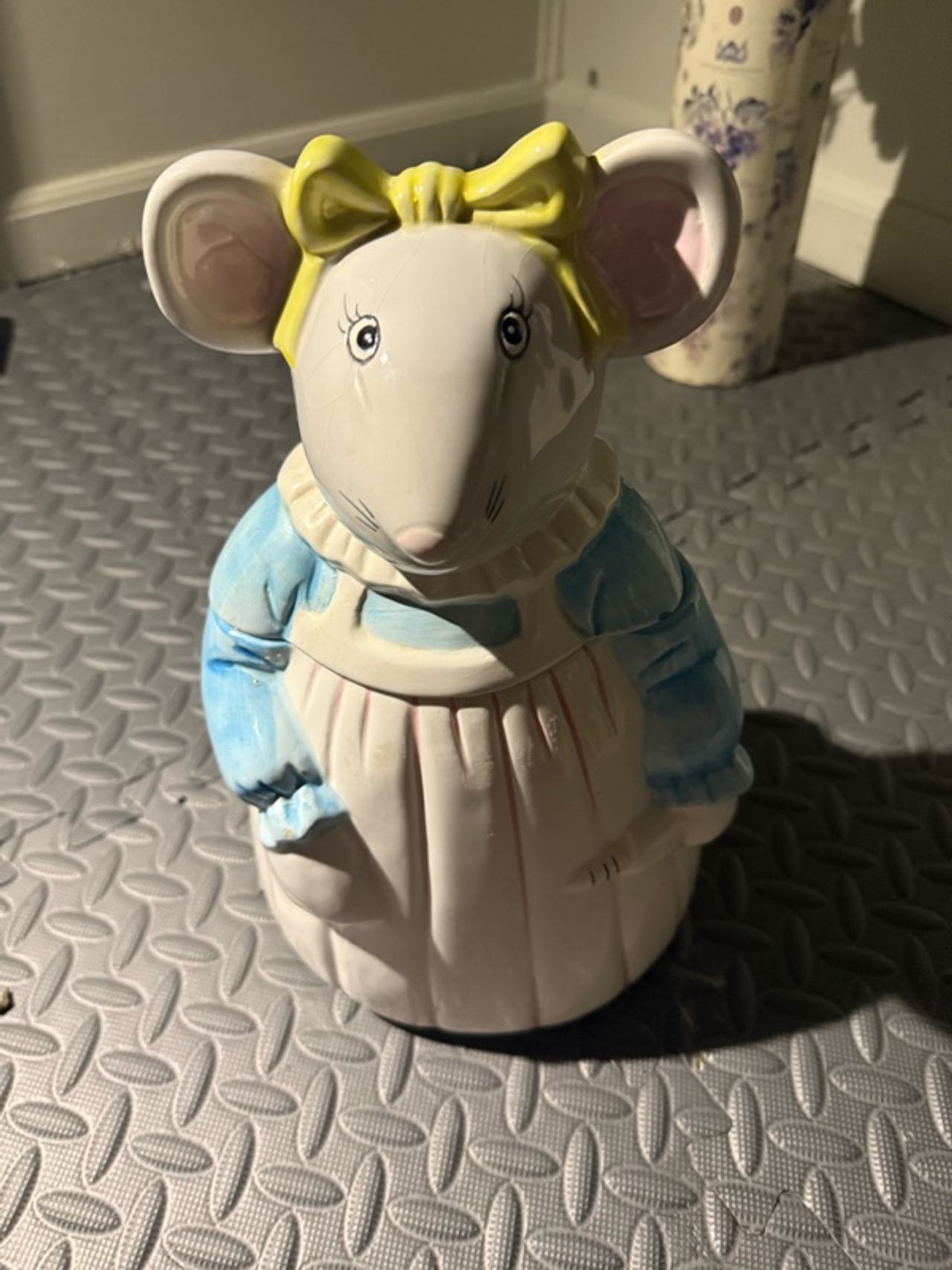 House of Lloyd Vintage Mouse Cookie Jar Pink Dress