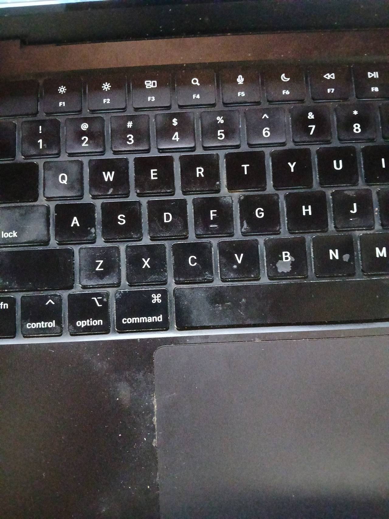 Apple MacBook Air (M1, 2020)