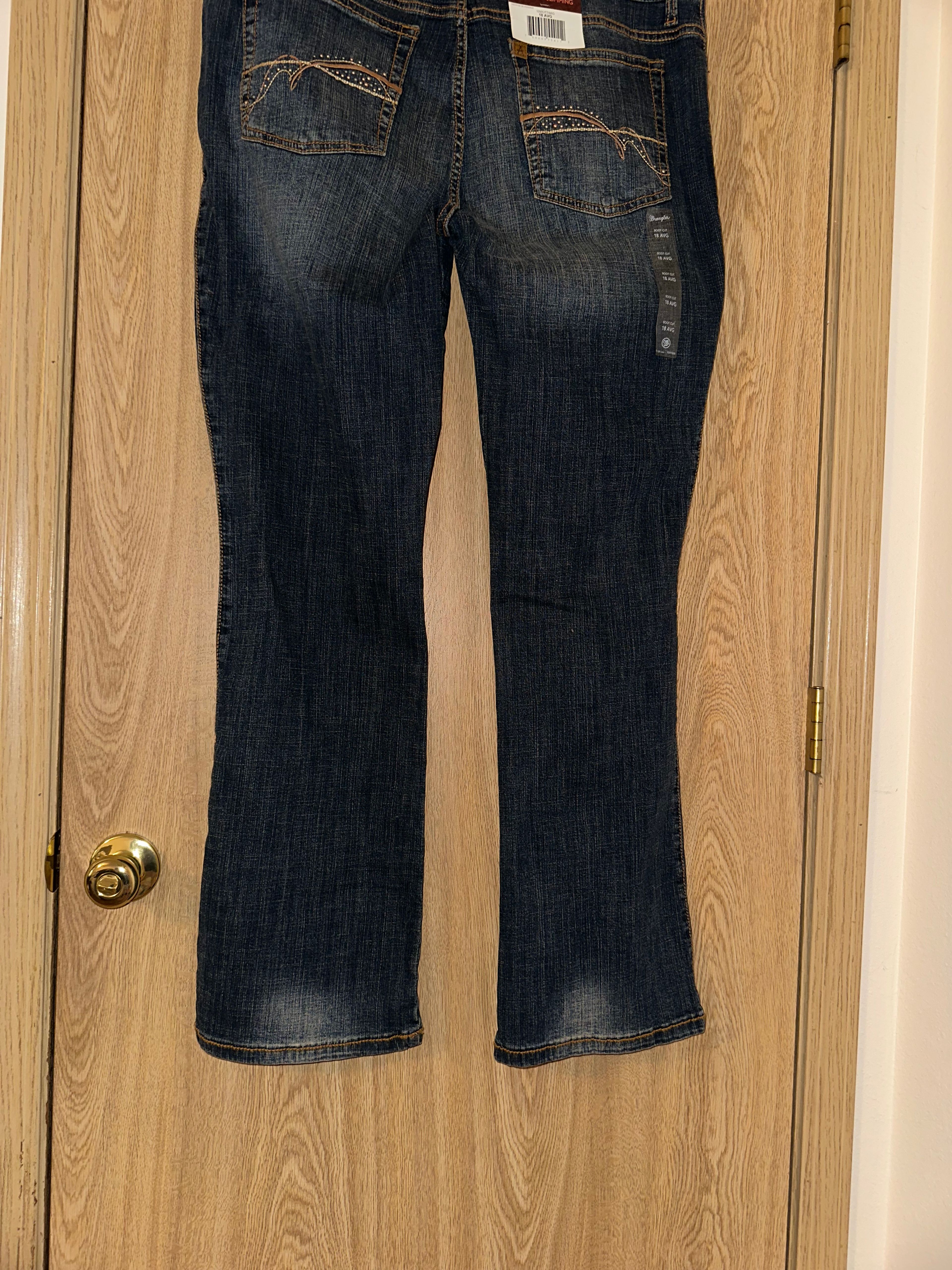 Aura from the Women at Wrangler Jeans - Image 3