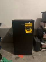 Whirlpool Mini Fridge Black Stainless Steel - Image 1
