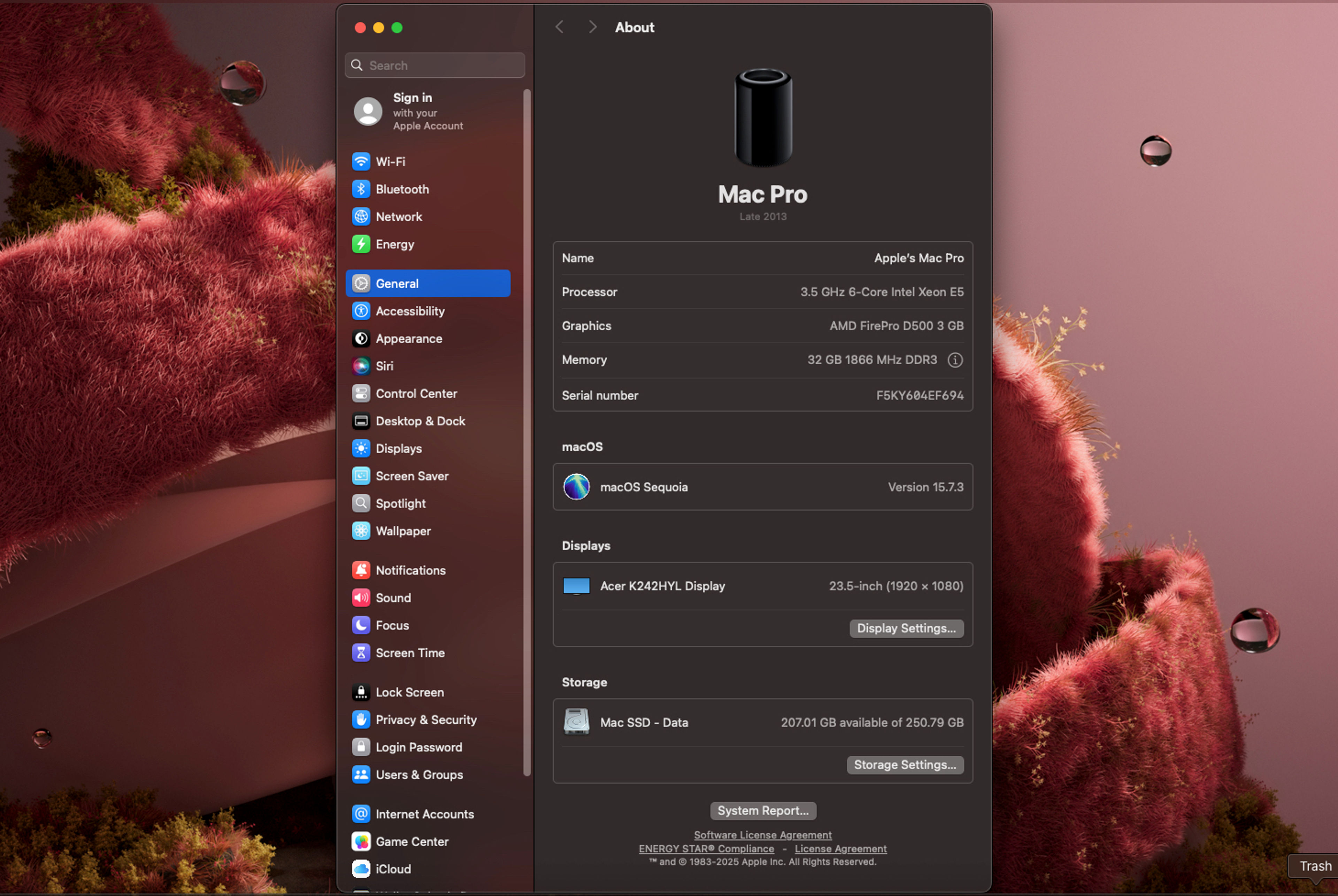 Apple Mac Pro (Late 2013) 6-Core Xeon 3.5GHz 32GB RAM 256GB SSD