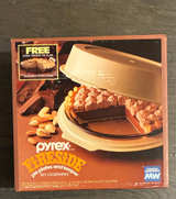 Pyrex Fireside Pie Plates and Keeper Set - Image 1