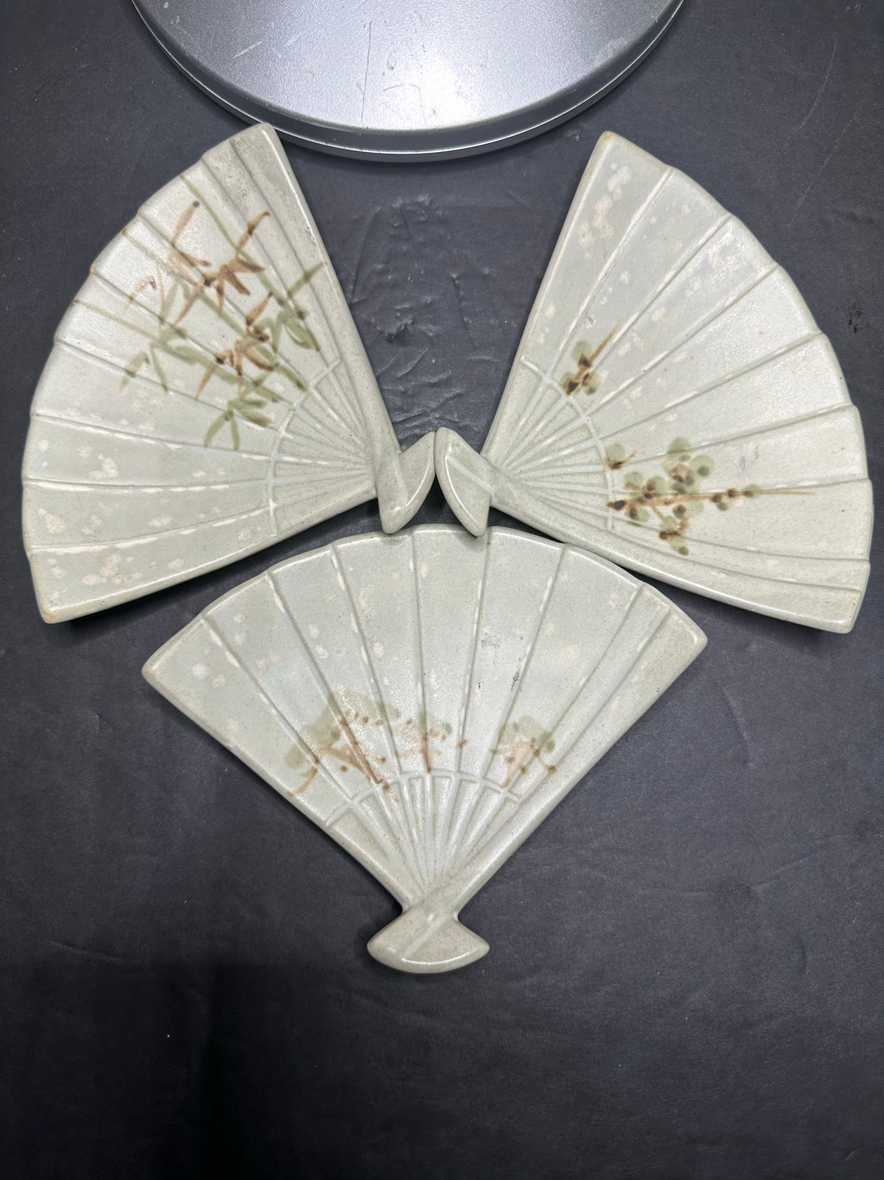 Vintage Kyoto Kiyomizu Ware Unraku Kiln Fan-Shaped Small Plates