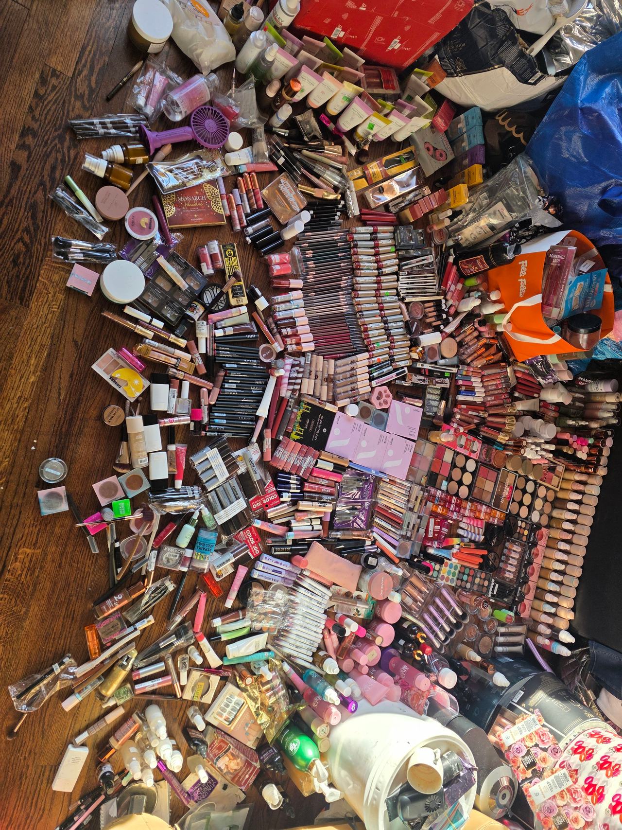 Huge Mixed Makeup and Beauty Lot