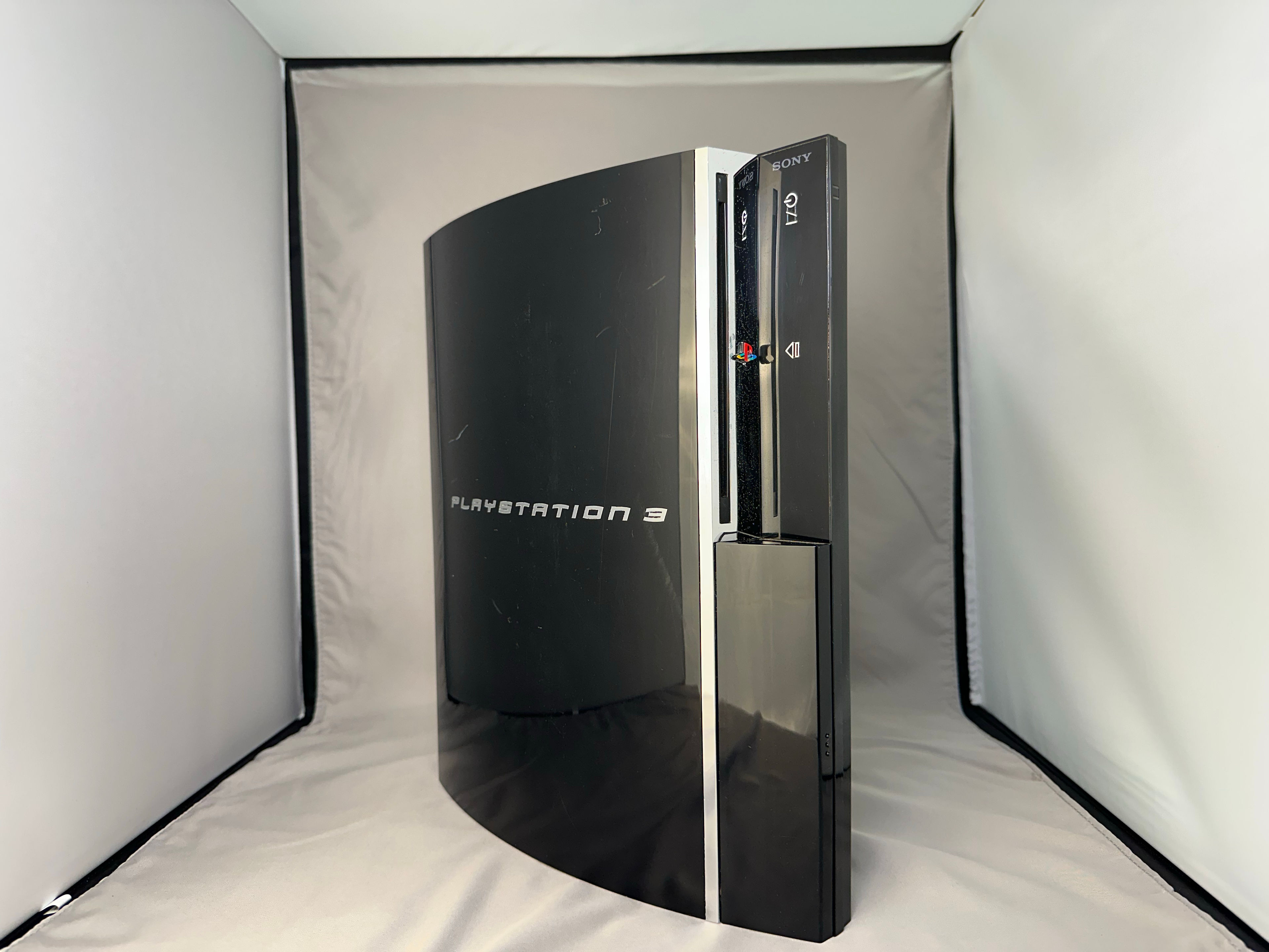 PlayStation 3 CECHE01 Backwards Compatible Model