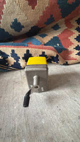 Apsco Midget Manual Pencil Sharpener Yellow - Image 2