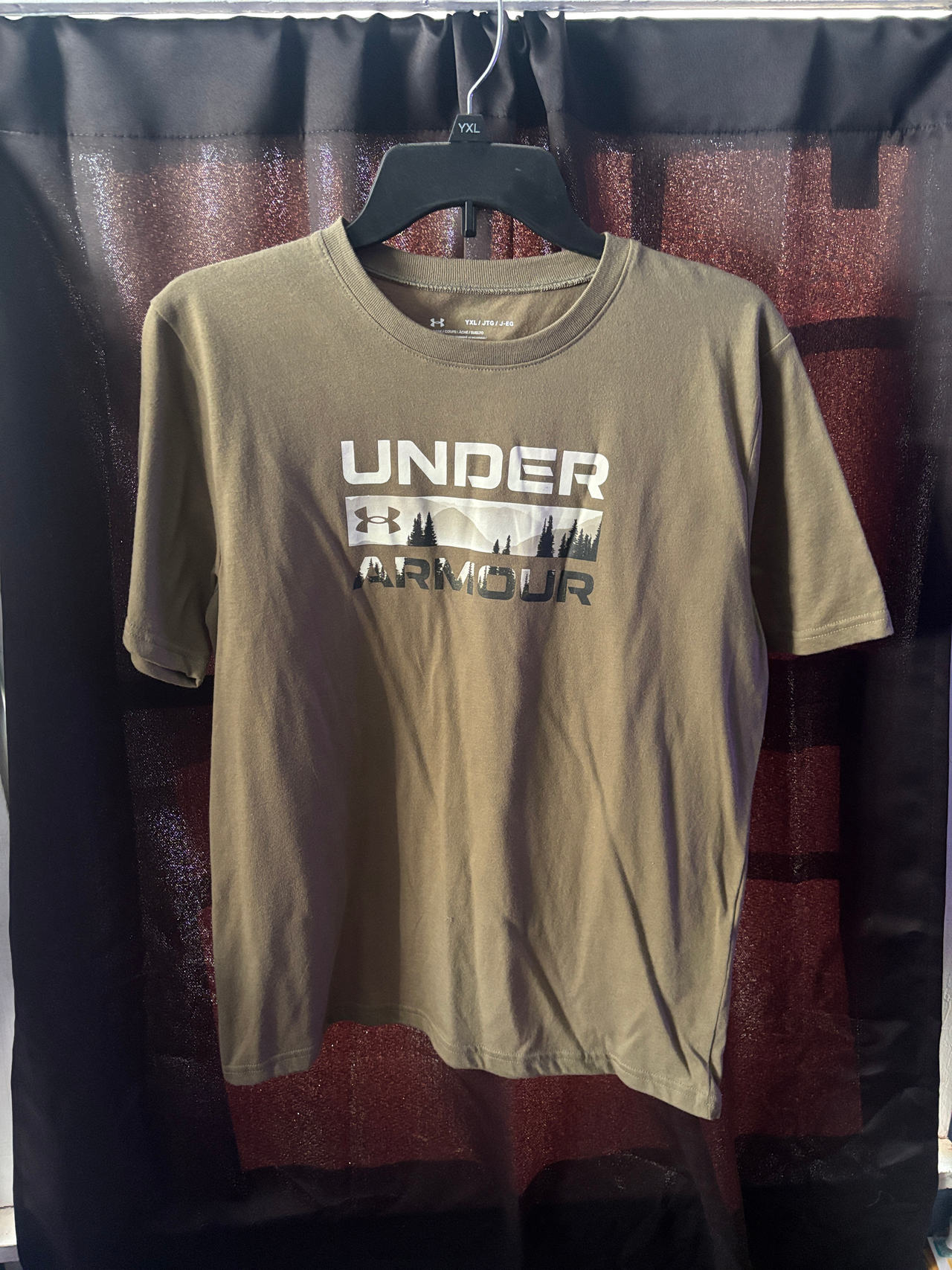 Under Armour Boys' Graphic T-Shirt