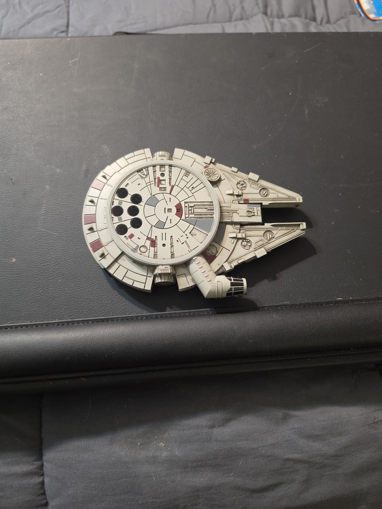 Star Wars Millennium Falcon Wireless Charger