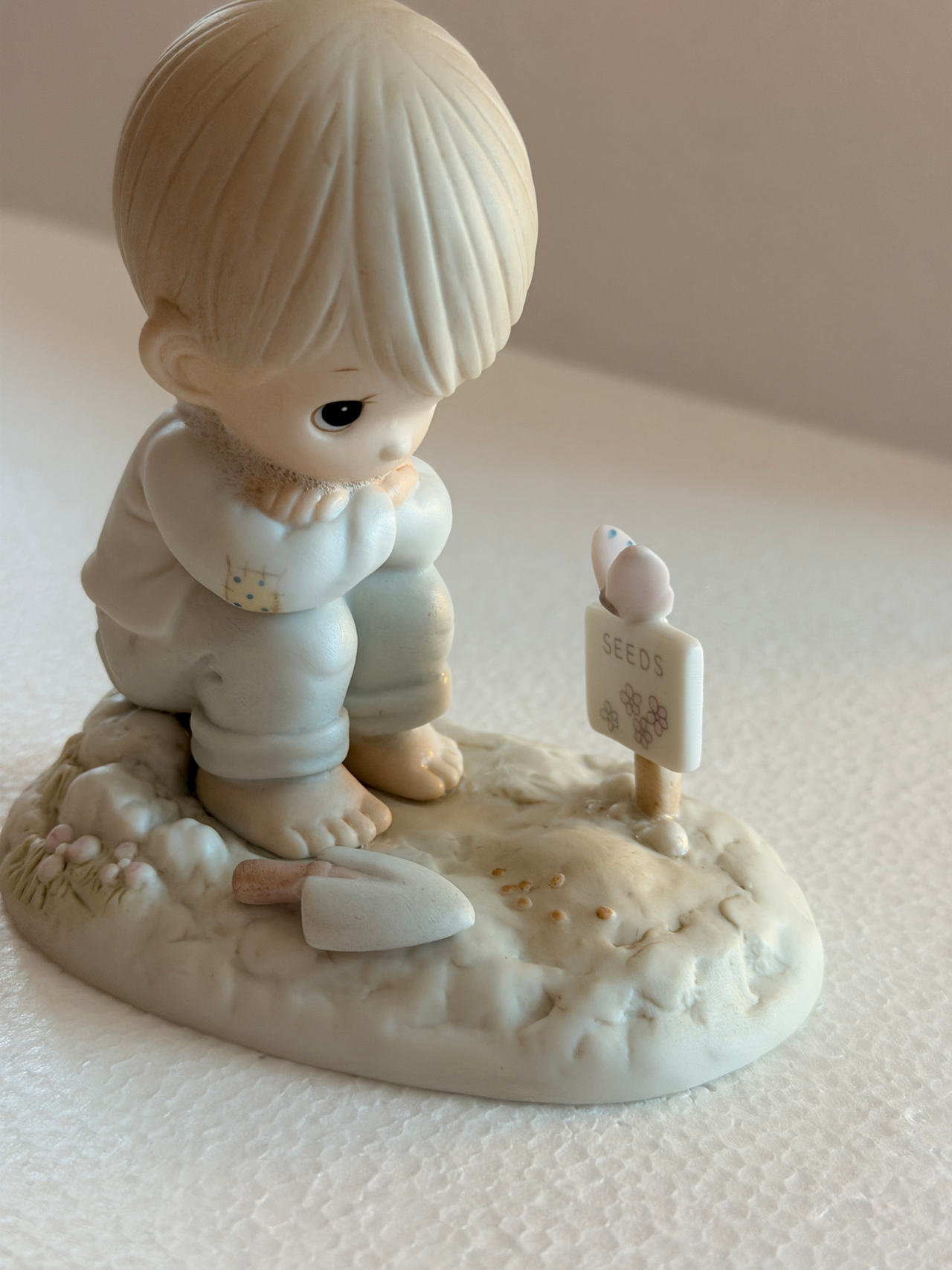 Precious Moments "In His Time" 1987 Collector's Club Figurine PM-872