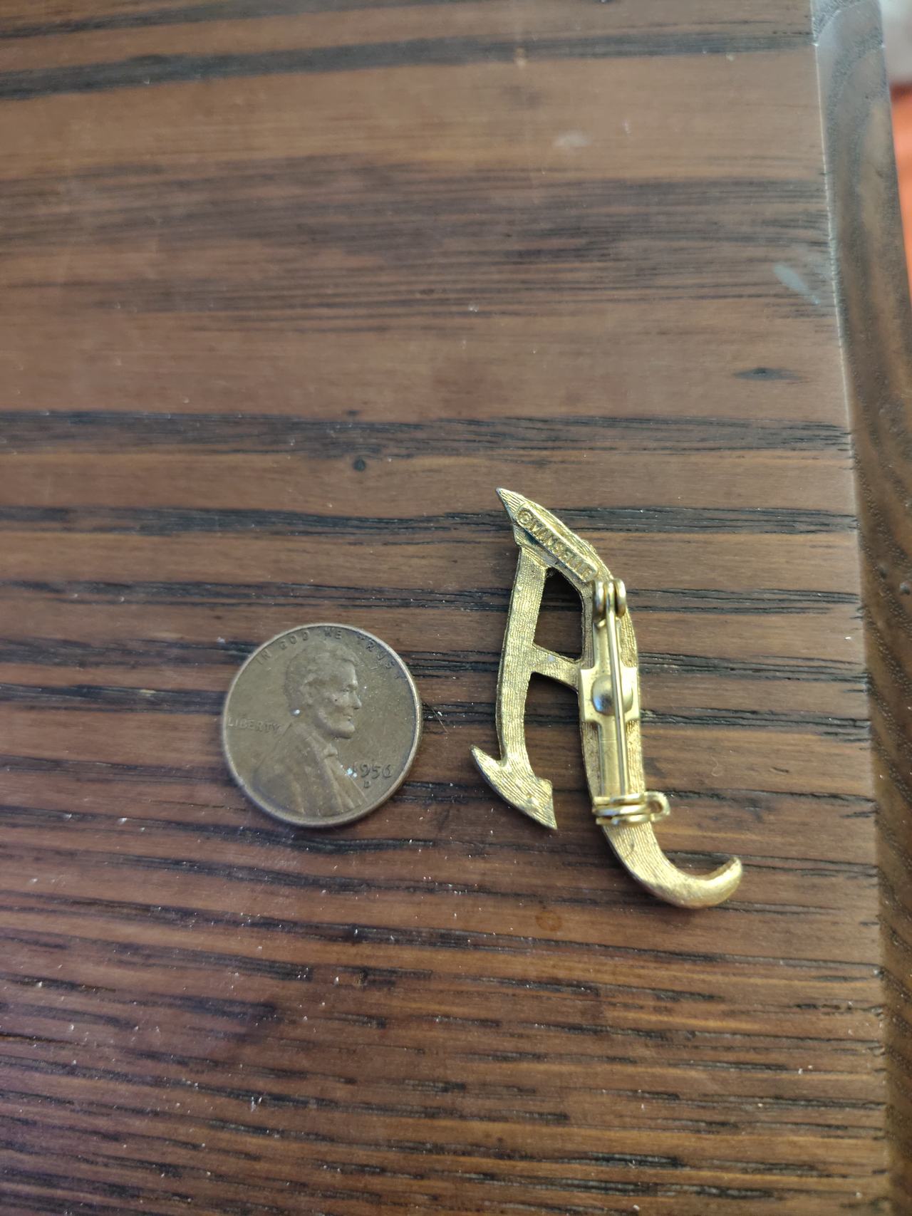 Marvella Vintage Gold Tone Initial F Brooch