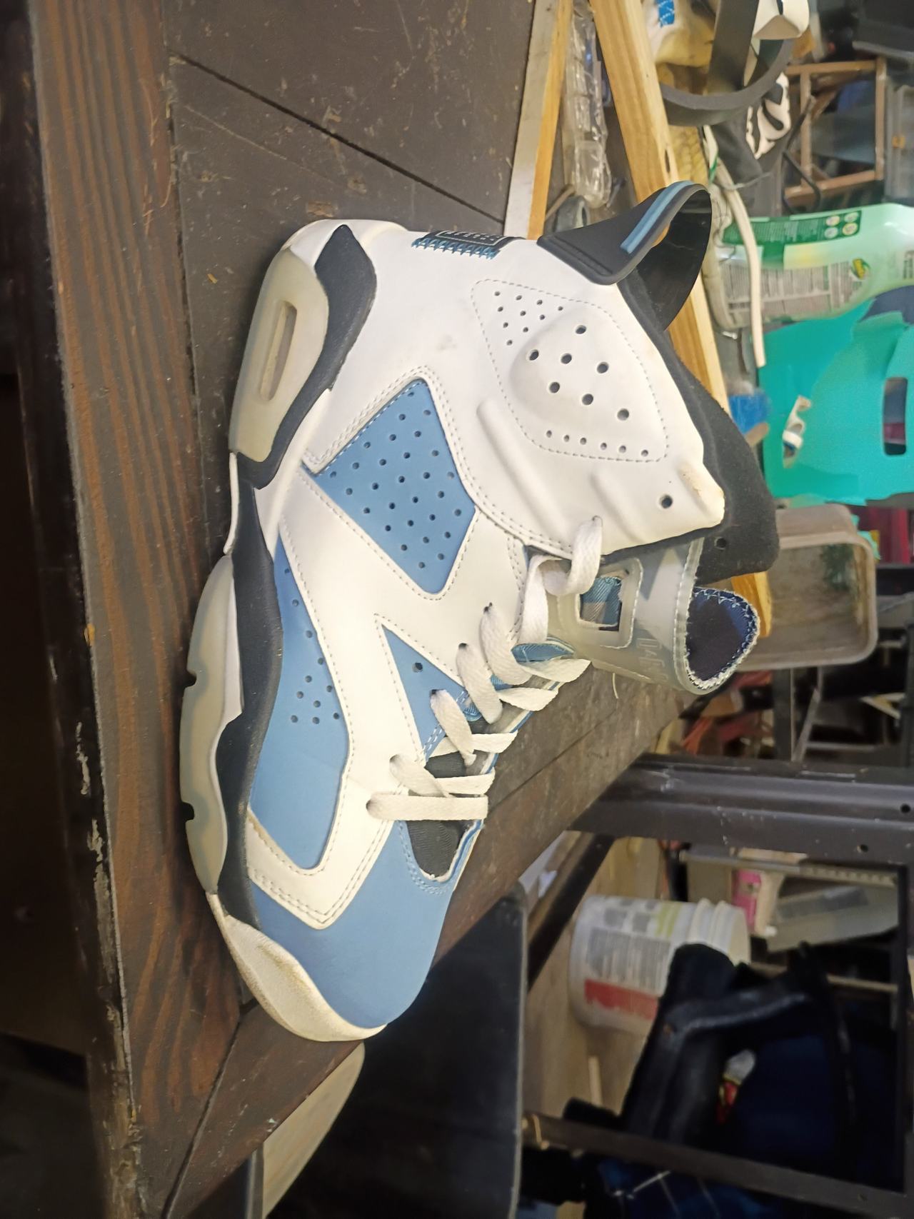 Air Jordan 6 Retro UNC University Blue