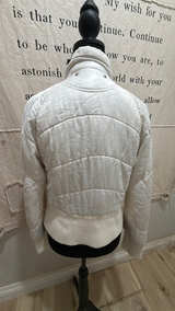 Armani Exchange White Puffer Jacket: Small - Image 2