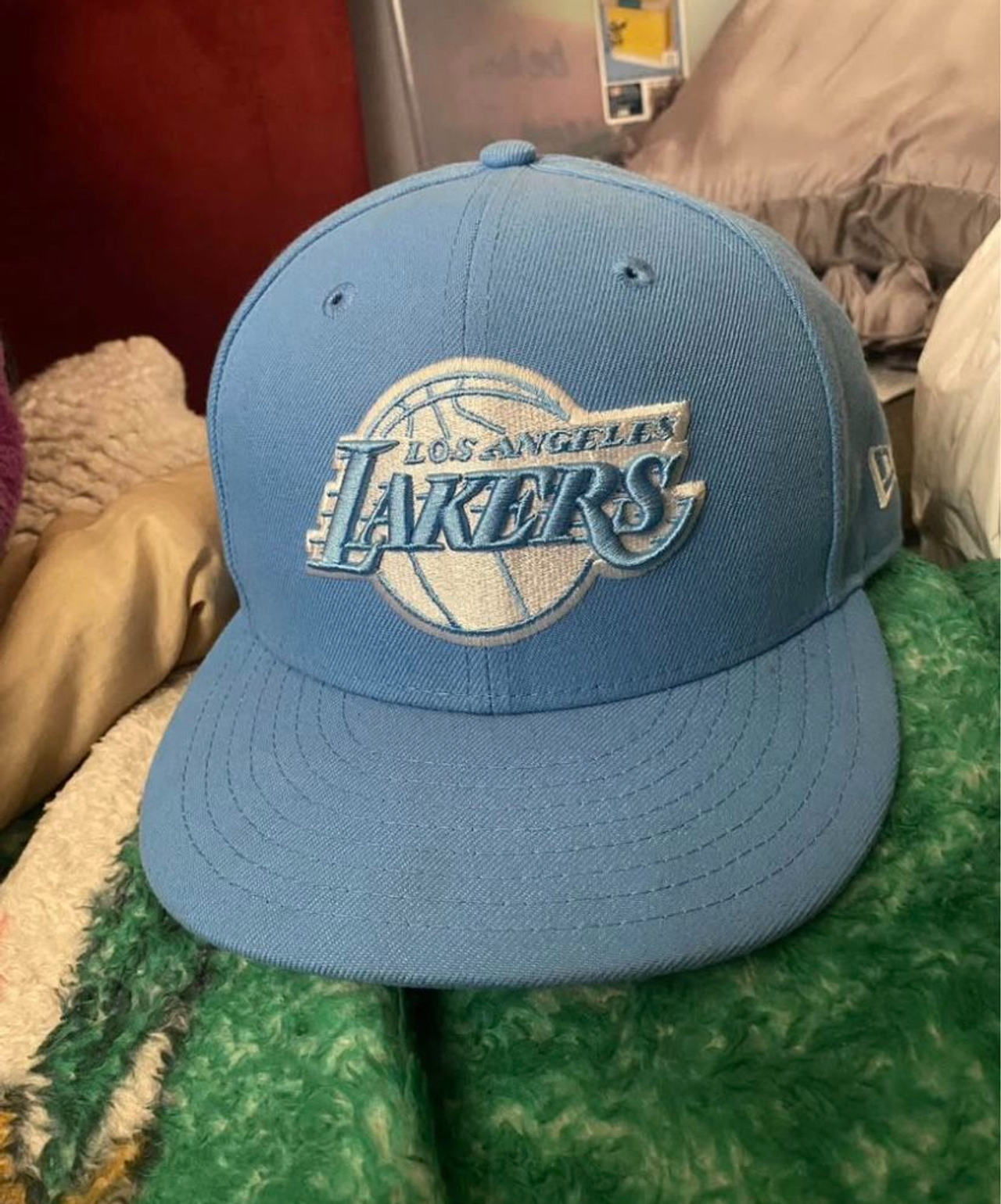 Los Angeles Lakers Snapback Hat