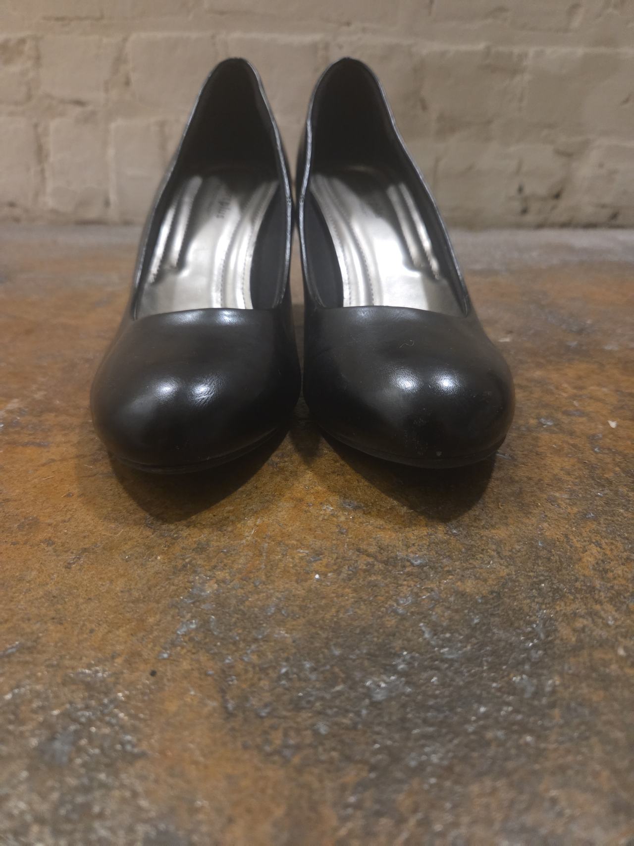 Comfort Plus by Predictions Black Karmen Pumps