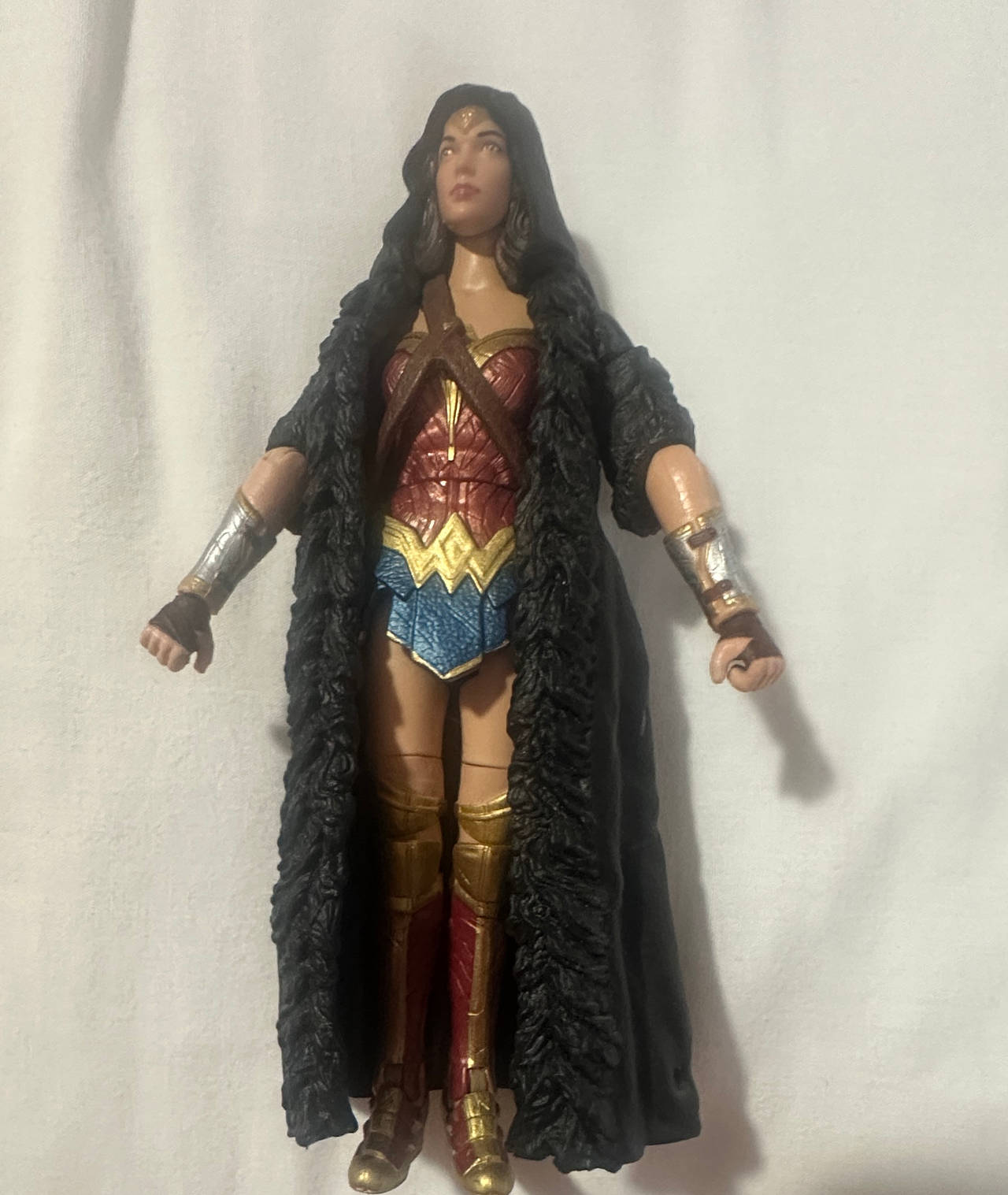 Mattel DC Multiverse Wonder Woman (Cloak) Action Figure