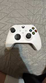 Xbox Wireless Controller - Robot White - Image 4