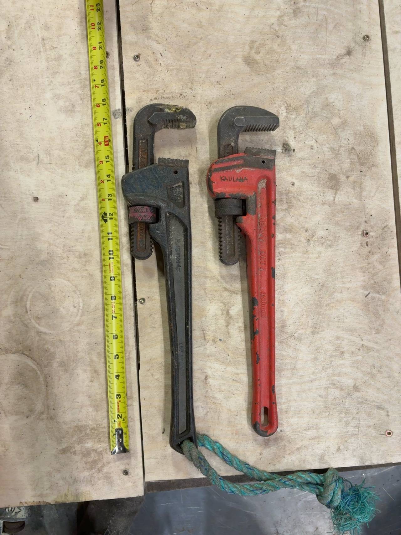 RIDGID 14" Heavy-Duty Pipe Wrench