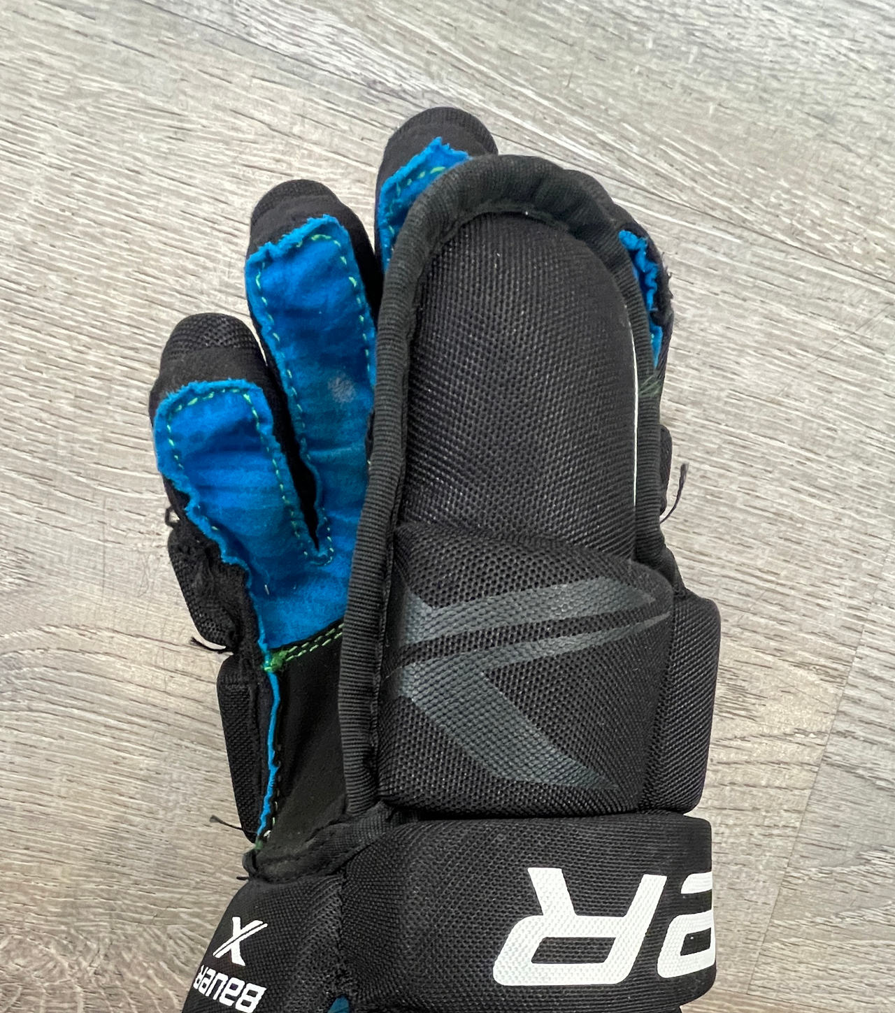 Bauer Vapor X S21 Junior Hockey Gloves 10"