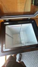 Pure Leaf Commercial Glass Top Chest Freezer - Image 3