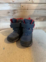 Kids Winter Boots - size 8 - Image 1