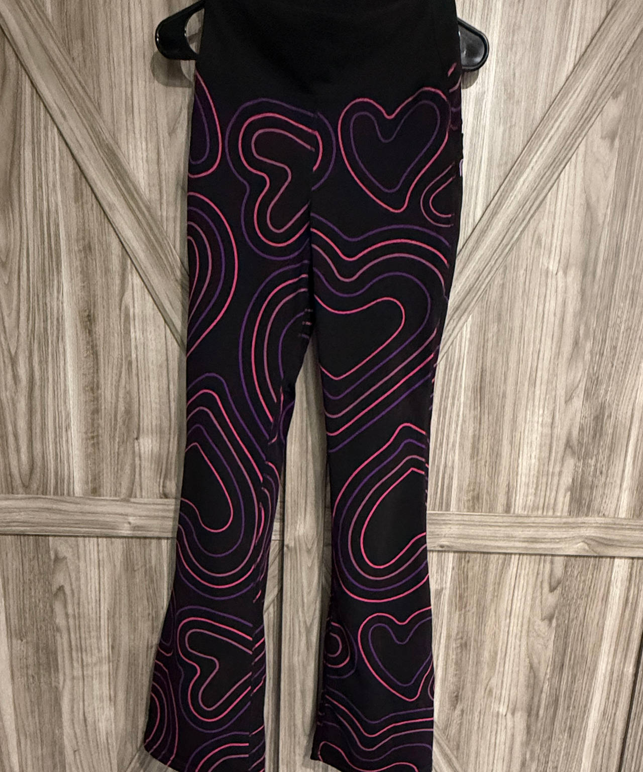 Pop Fit Heart Print Flare Leggings size Small