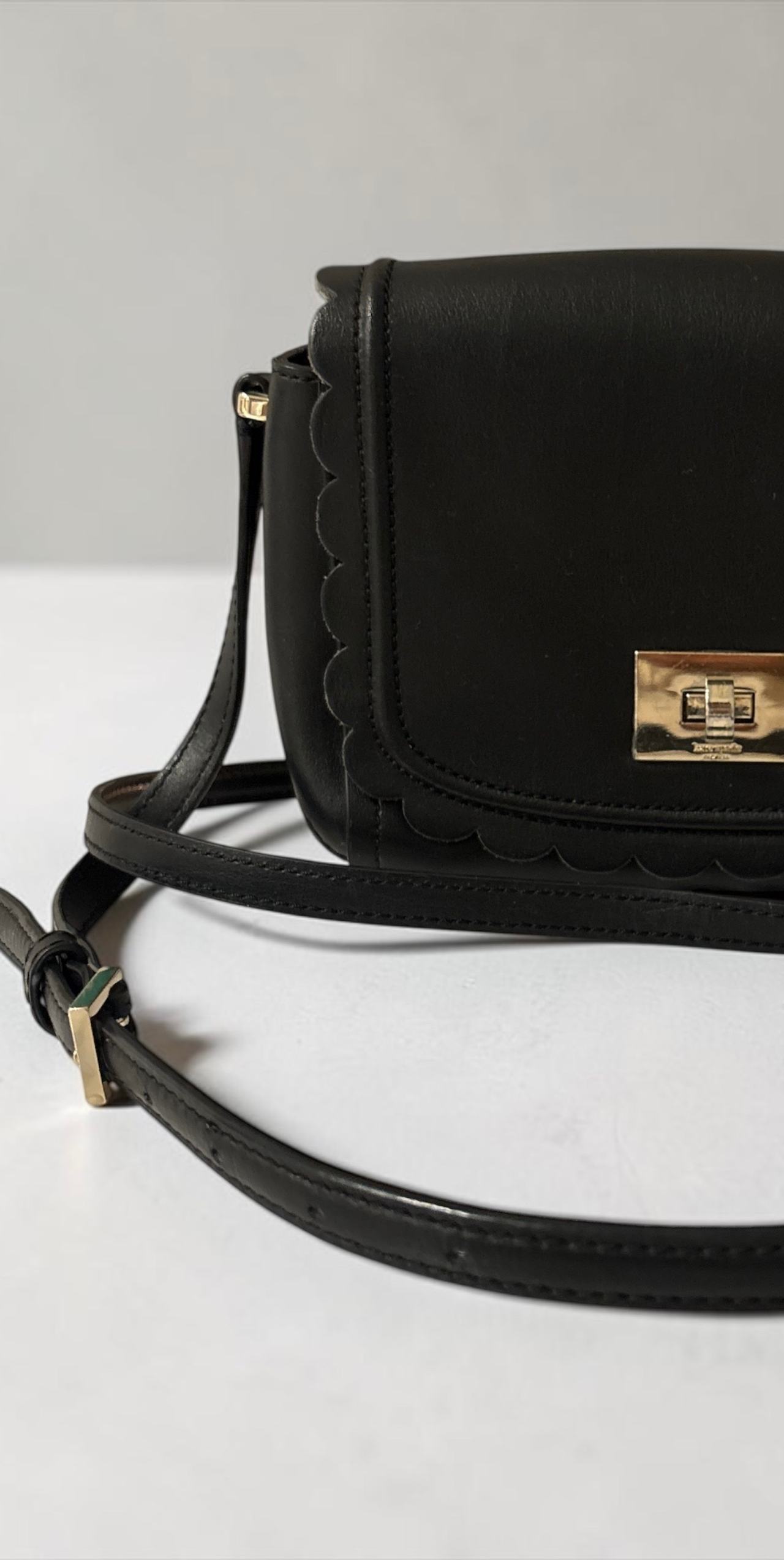 Kate Spade New York Scalloped Crossbody Bag