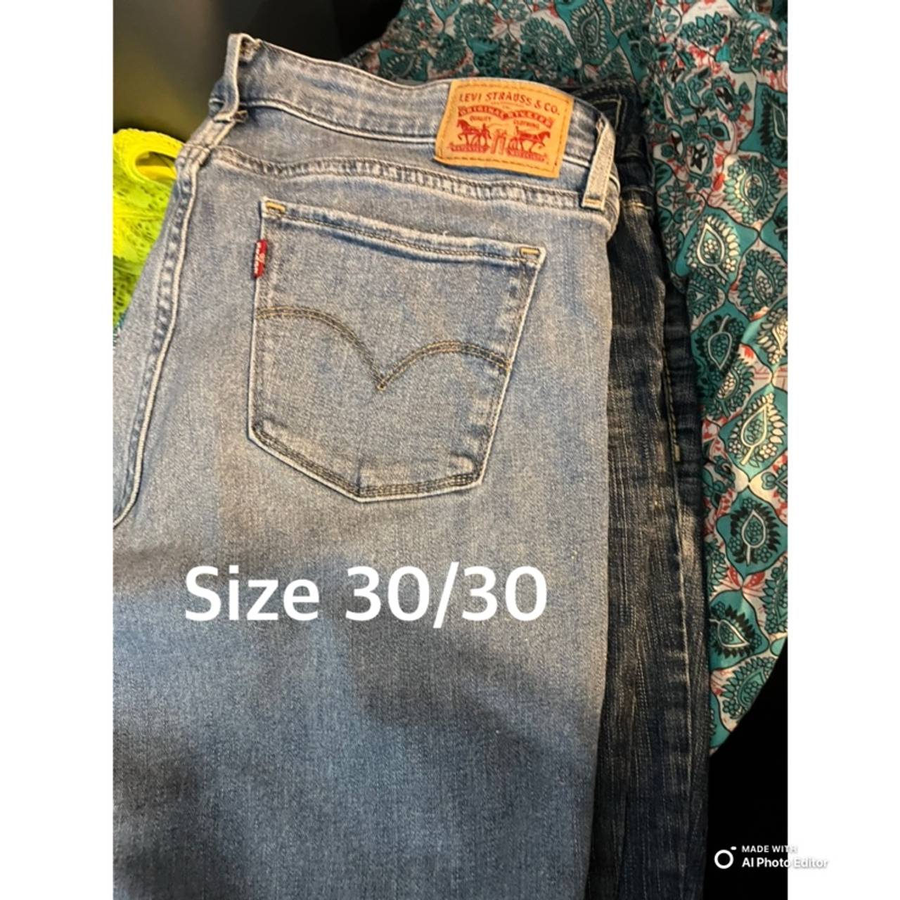Levi's Women's 724 High Rise Straight Jeans