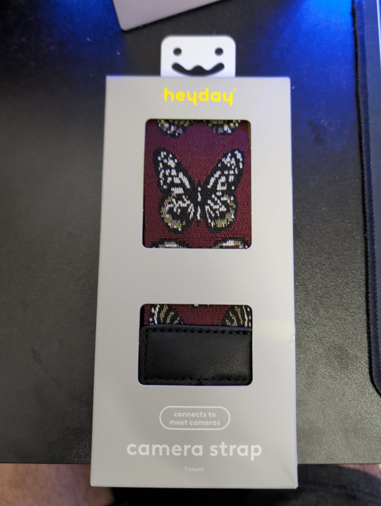 heyday Camera Strap Butterfly Maroon