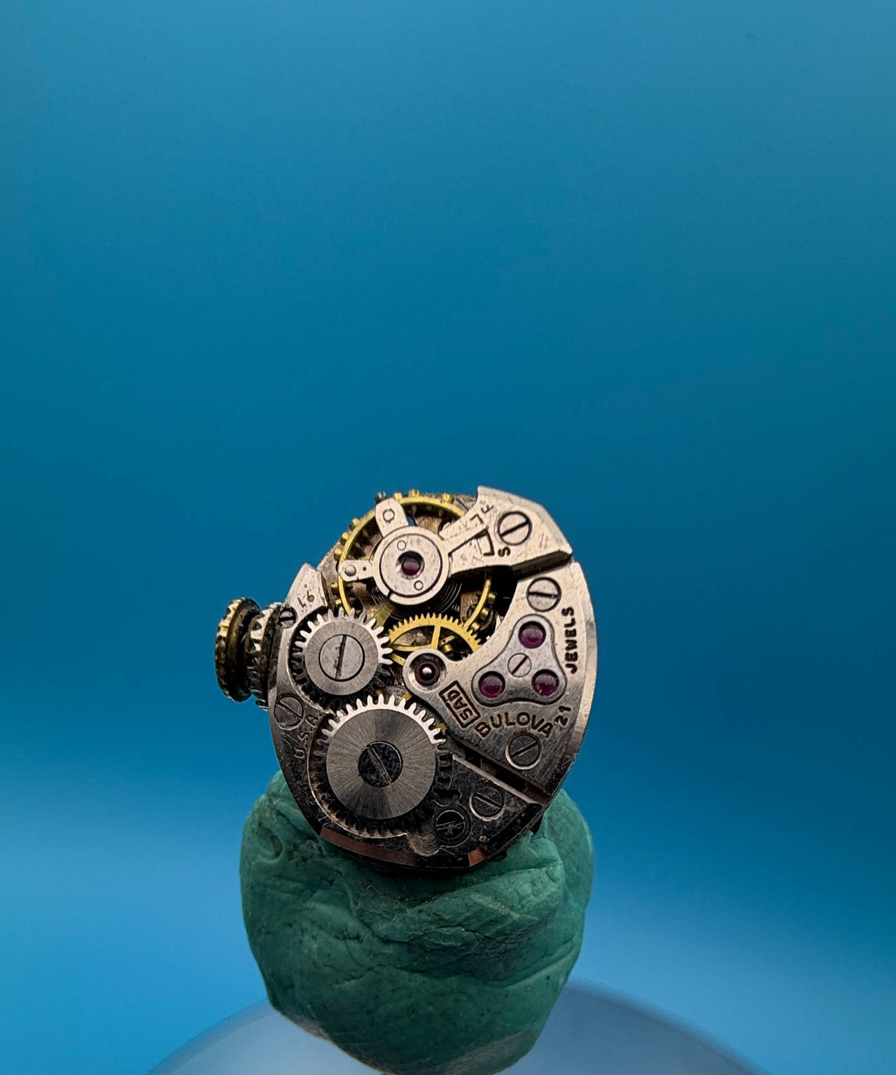 Bulova 7AP 21 Jewel Watch Movement with dial