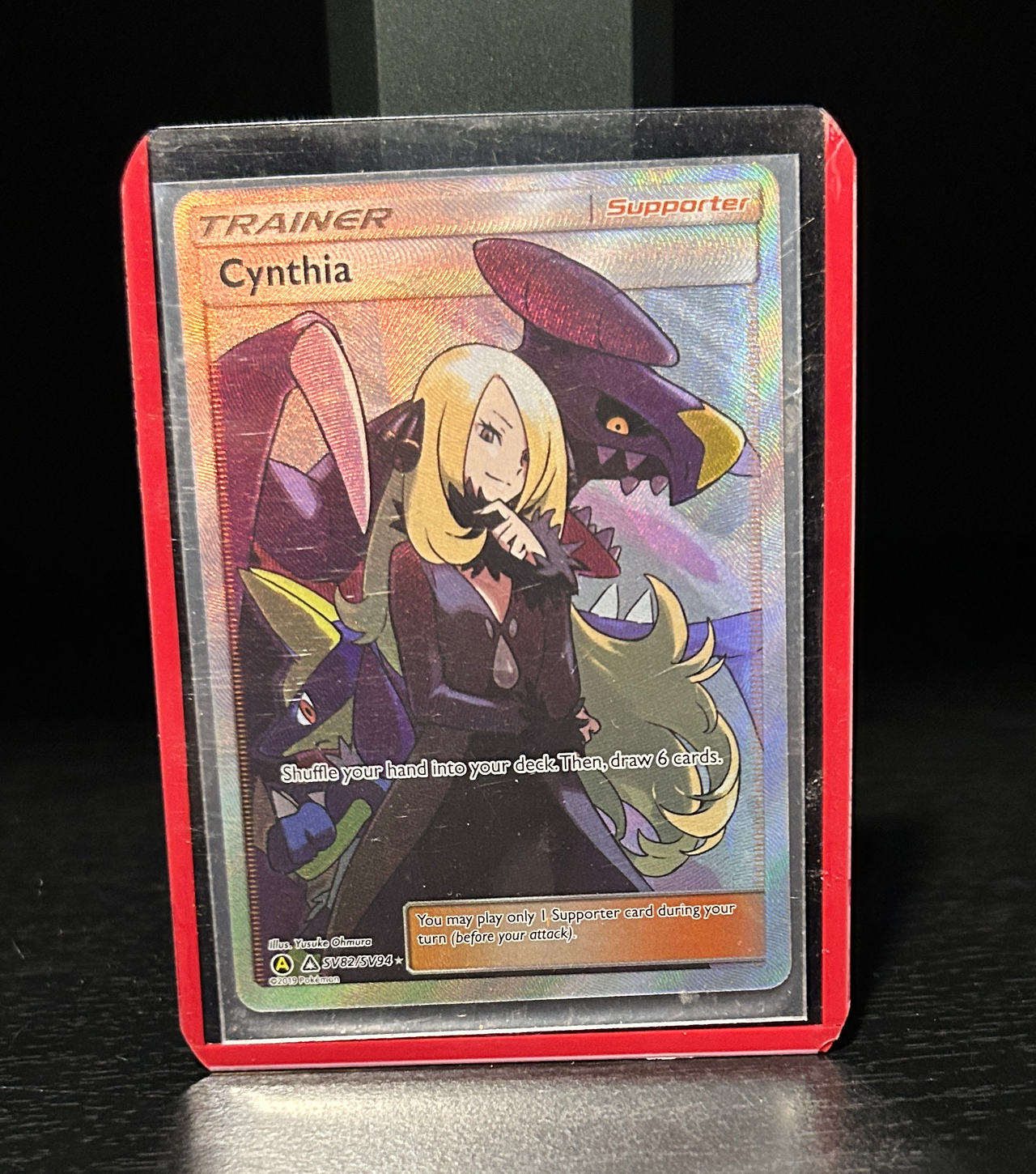 Pokémon TCG Cynthia Hidden Fates Shiny Vault SV82/SV94