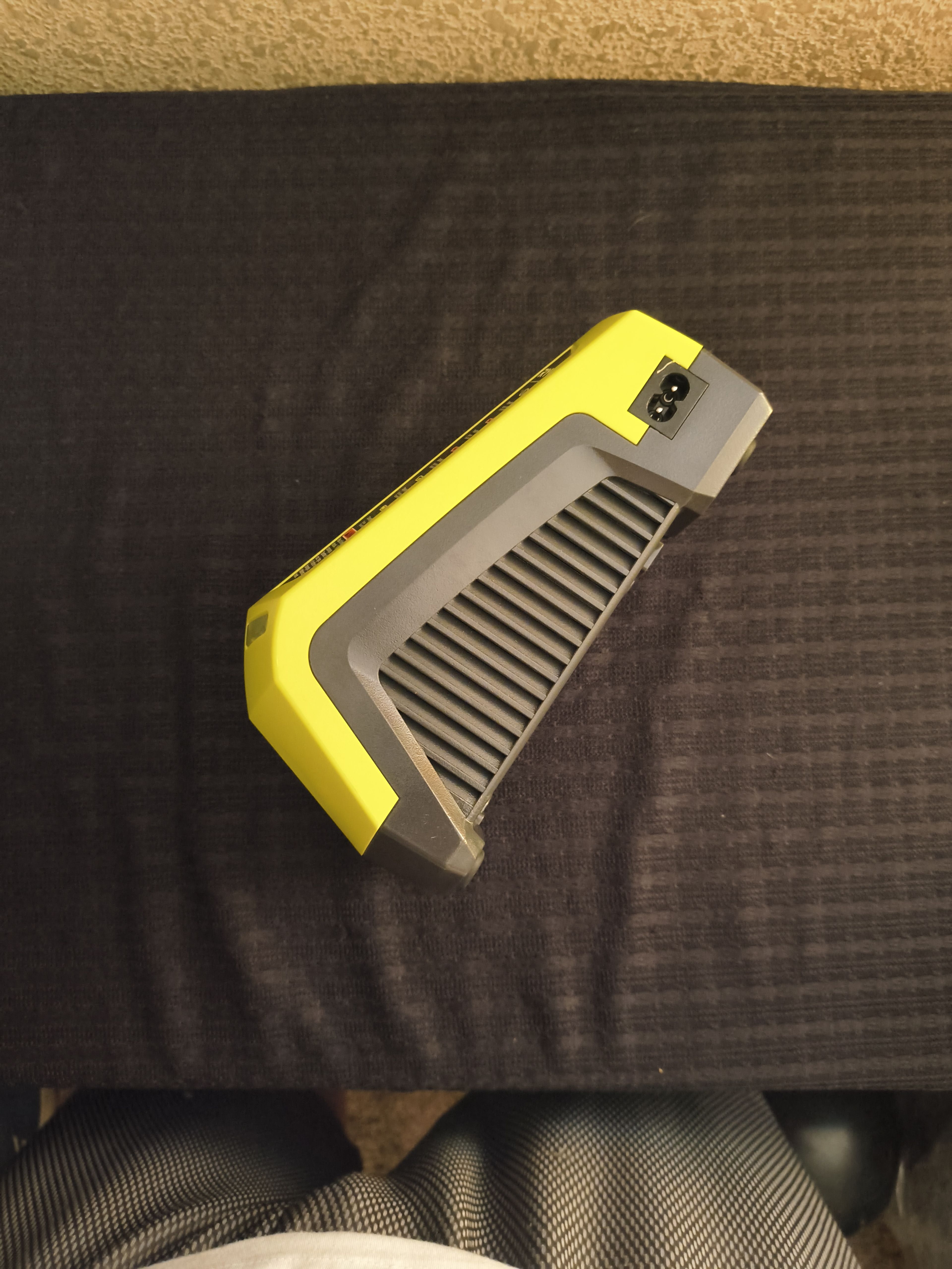 Ryobi P118B 18V ONE+ Lithium-Ion Charger - Image 3