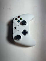 Xbox Wireless Controller - Image 1