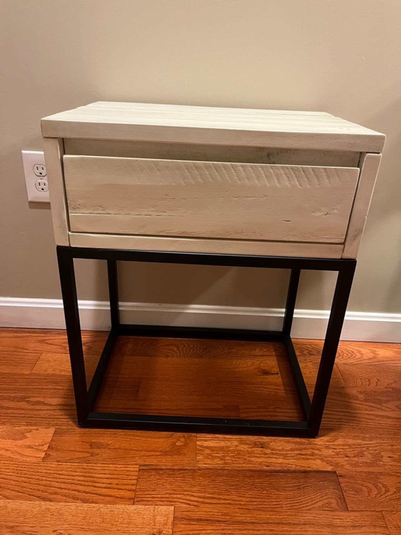 One-Drawer Nightstand