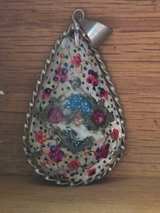 Vintage Hand Painted Bird Shell Pendant - Image 4