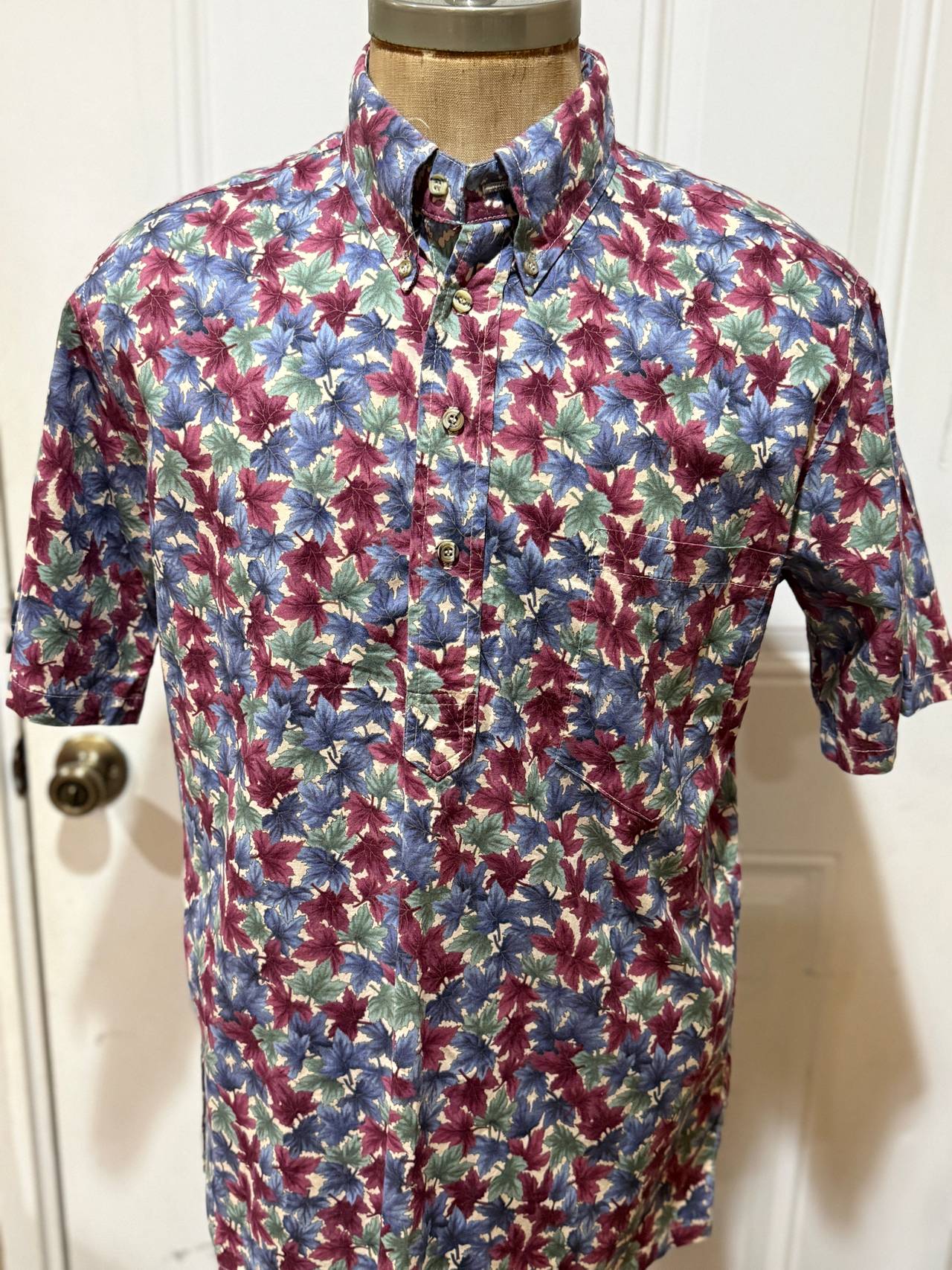 VTG 90s Hilo Hattie Hawaiian Original Maple Leaf Pullover Shirt - Made in Hawaii