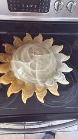 Amber and Cream Swirl Sunburst Art Glass Bowl - Image 2