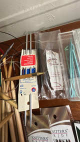 Clover Takumi Bamboo Double-Pointed Knitting Needle 10.5 - Image 5