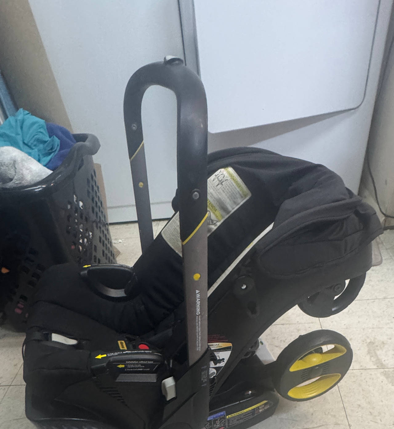 Doona Infant Car Seat/Stroller + Canopy + travel Bag + Dock