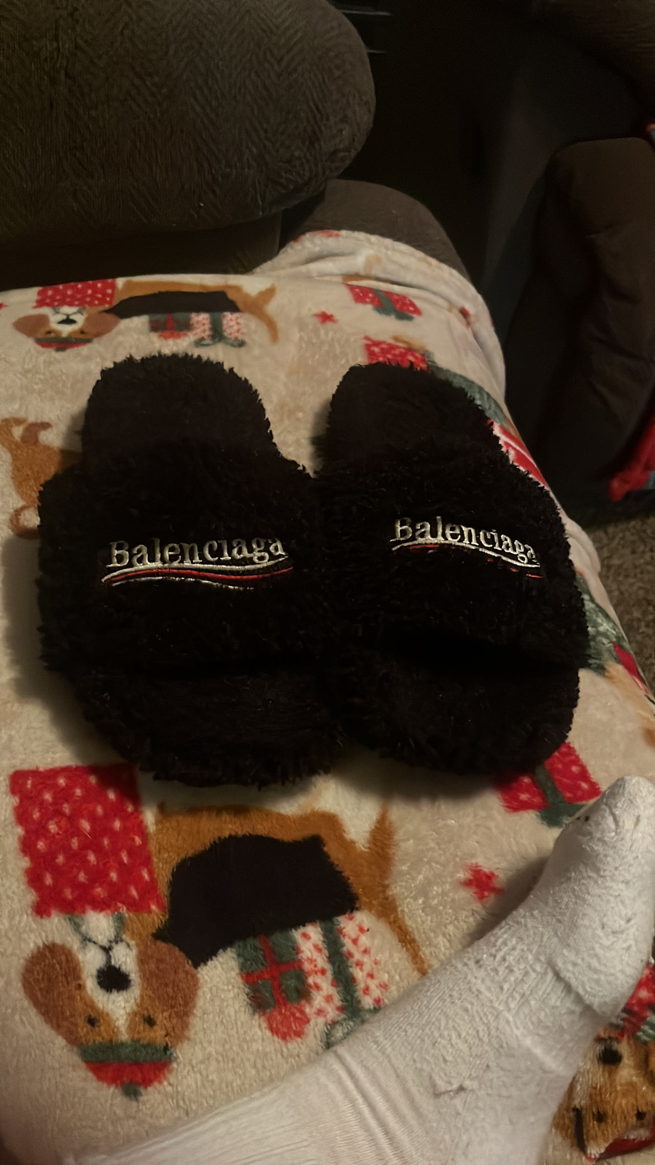 Balenciaga  Furry Slides